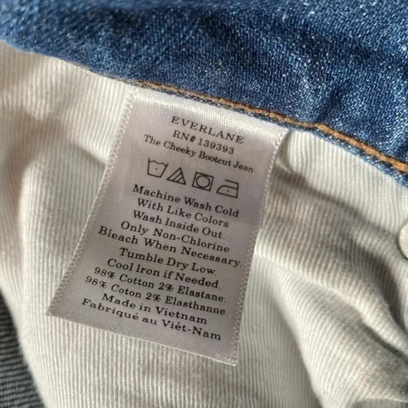 Everlane the cheeky bootcut jean cropped size 26 great condition fringe hem - Picture 4 of 7